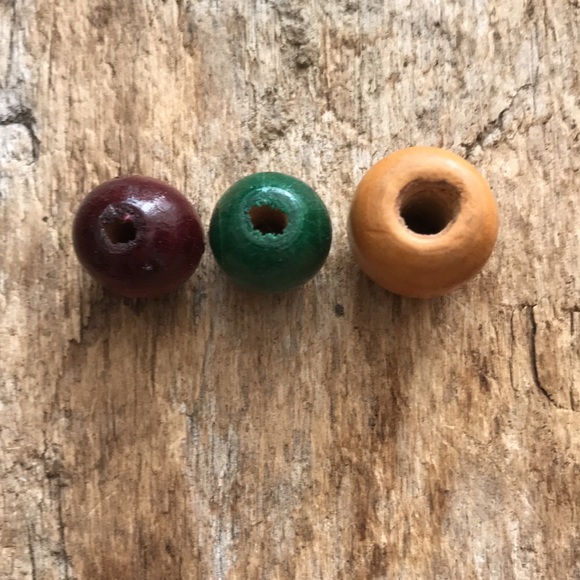 Bag of wooden beads - Picture 3 of 4